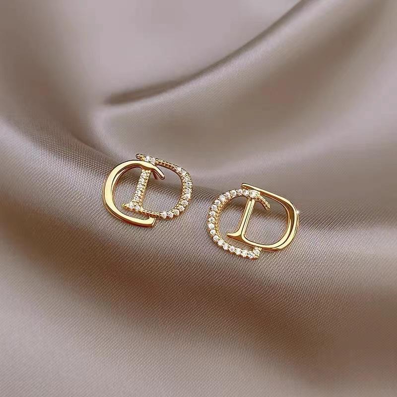 Letter earrings with female tassel design 925 silver earrings eprolo