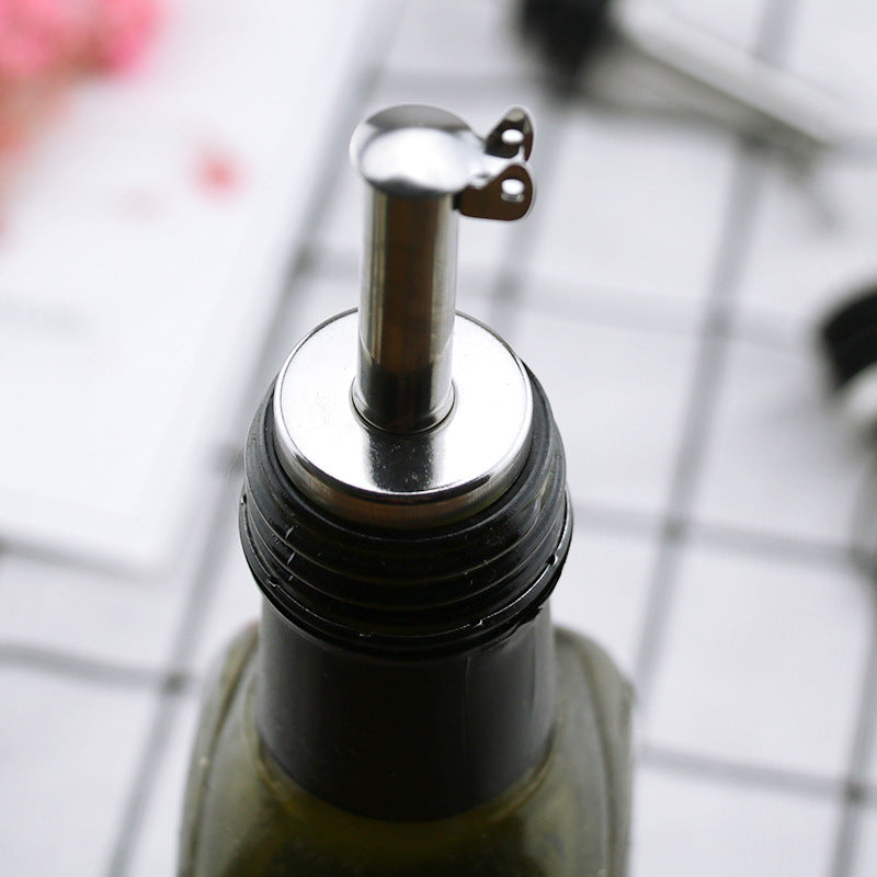 Stainless Steel Oil Bottle Stopper Pour Oil Stopper Silicone With Cap 2.4cm Stainless Steel Wine Olive Oil Pourer Dispenser eprolo