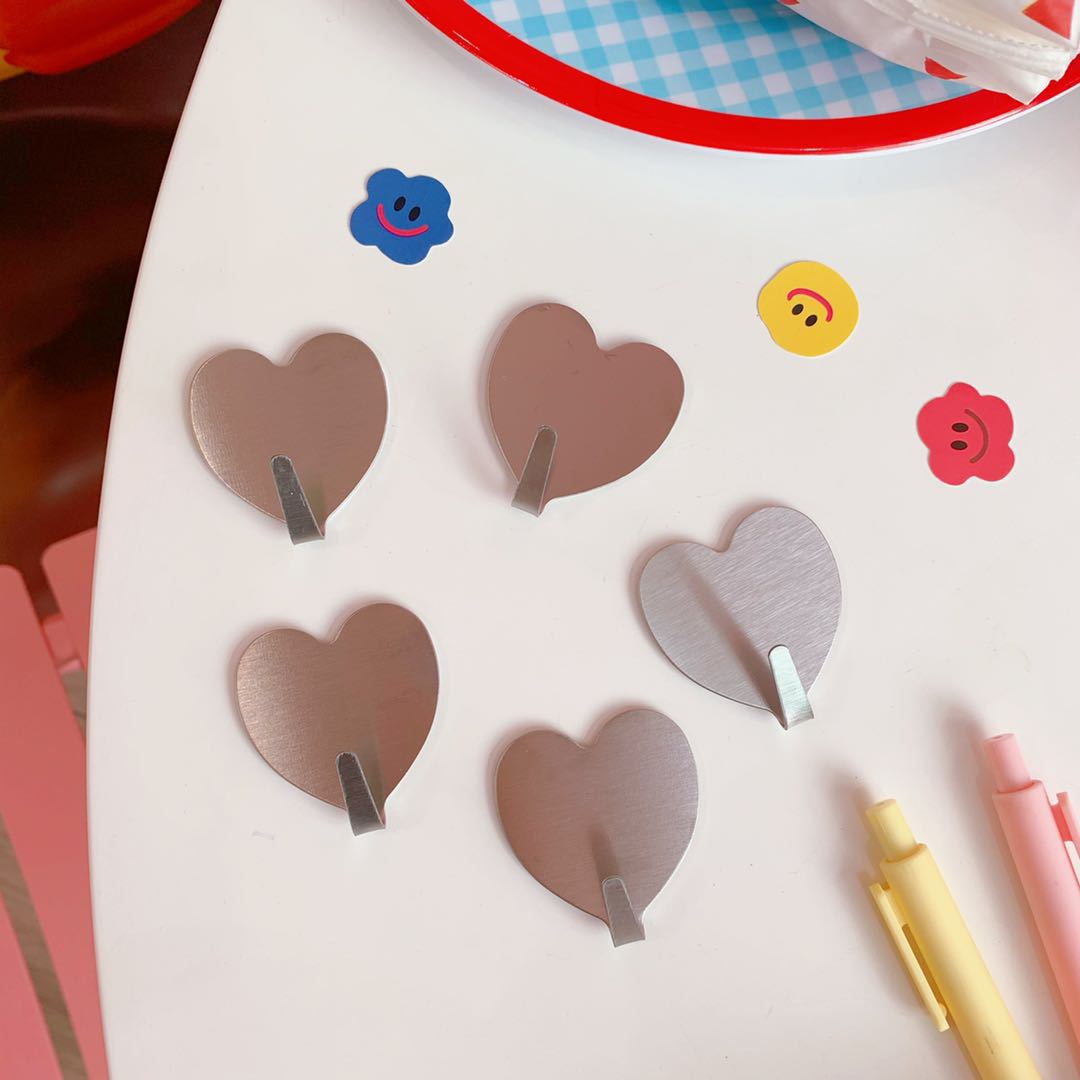 Korean Style New Simple Home Creative Sticky Hook Love Peach Heart Silver Stainless Steel Hook Room Seamless Decorative Hook eprolo