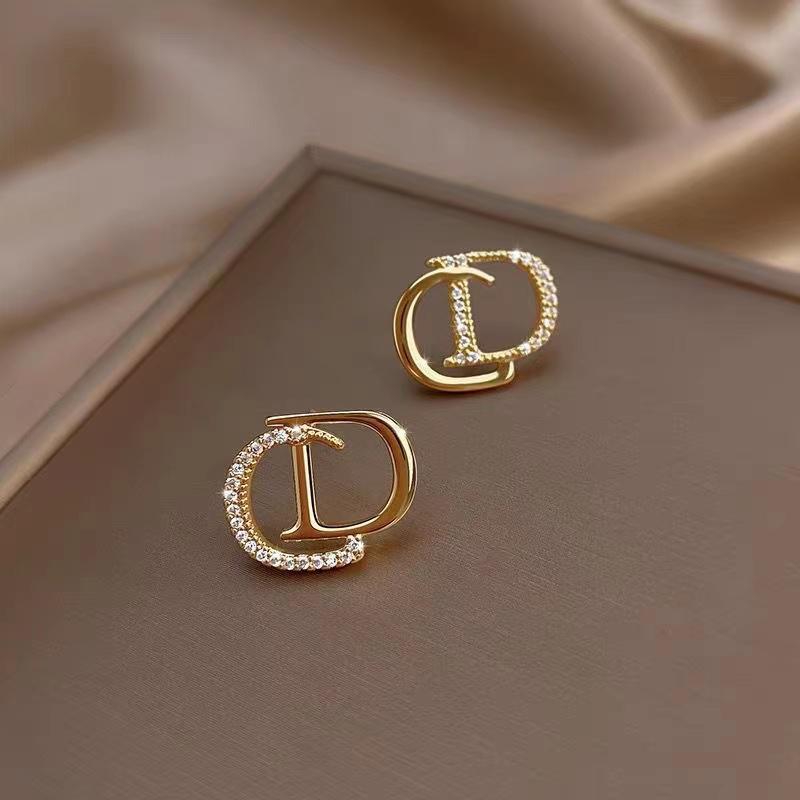 Letter earrings with female tassel design 925 silver earrings eprolo