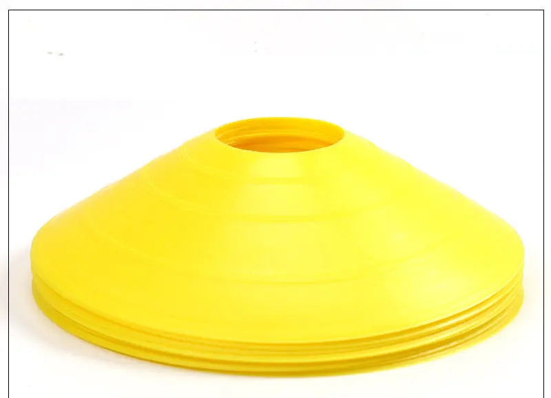 Football training round hole sign plate El Pazar