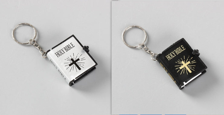 Mini HOLY Bible Keychain Religious Christian Jesus Cross Key Chain Women Prayer God Bless Gift Souvenirs Keyring El Pazar