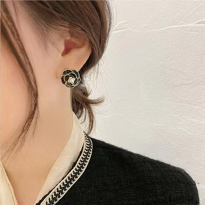 Camellia flower earrings with a high-end and sophisticated temperament, retro flower tea style earrings eprolo