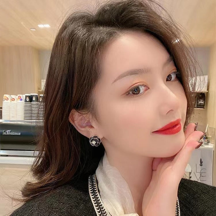 Camellia flower earrings with a high-end and sophisticated temperament, retro flower tea style earrings eprolo