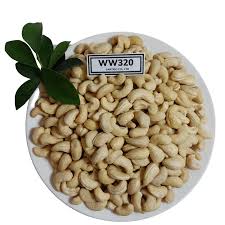 Premium Tanzanian Cashew WW320 – Finest Quality &amp; Exceptional Taste